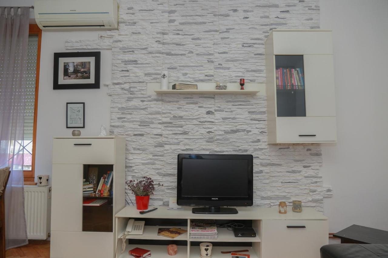 Apartman Marija Daire Pirot Dış mekan fotoğraf